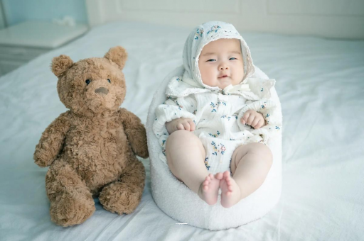 上海宝宝吃不饱母乳的症状